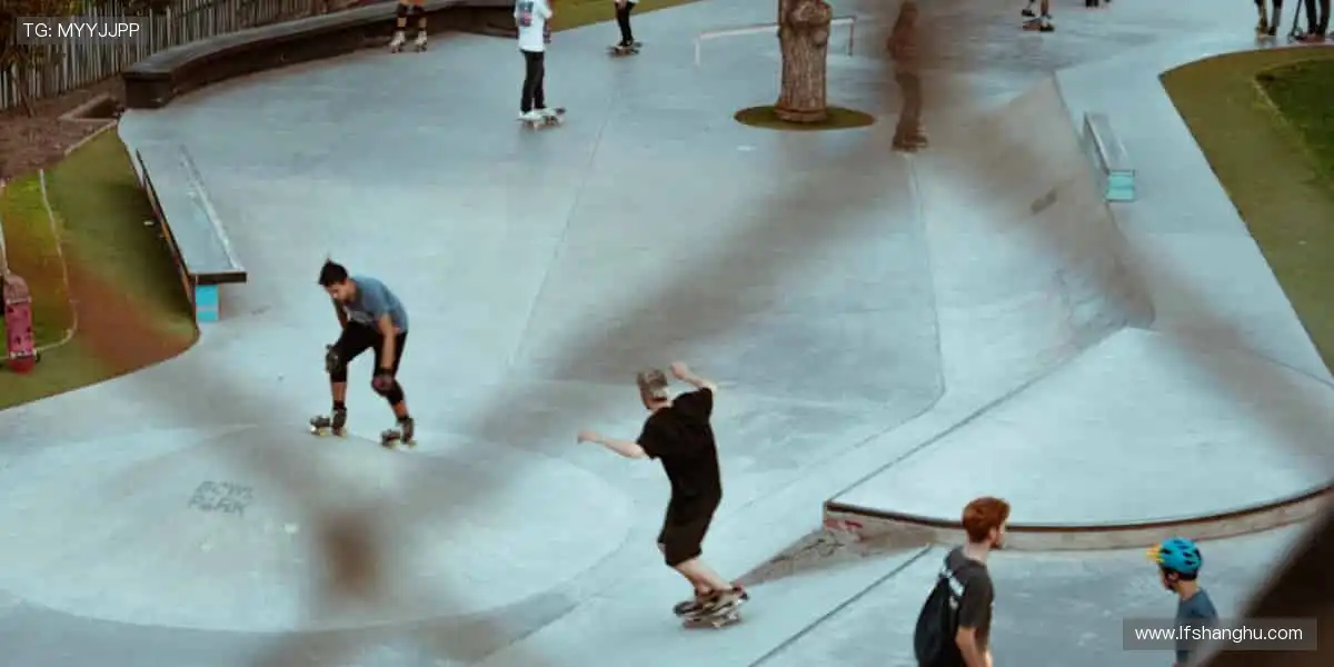 边看边聊，弹幕狂欢，你的观赛主场由你定义！💬